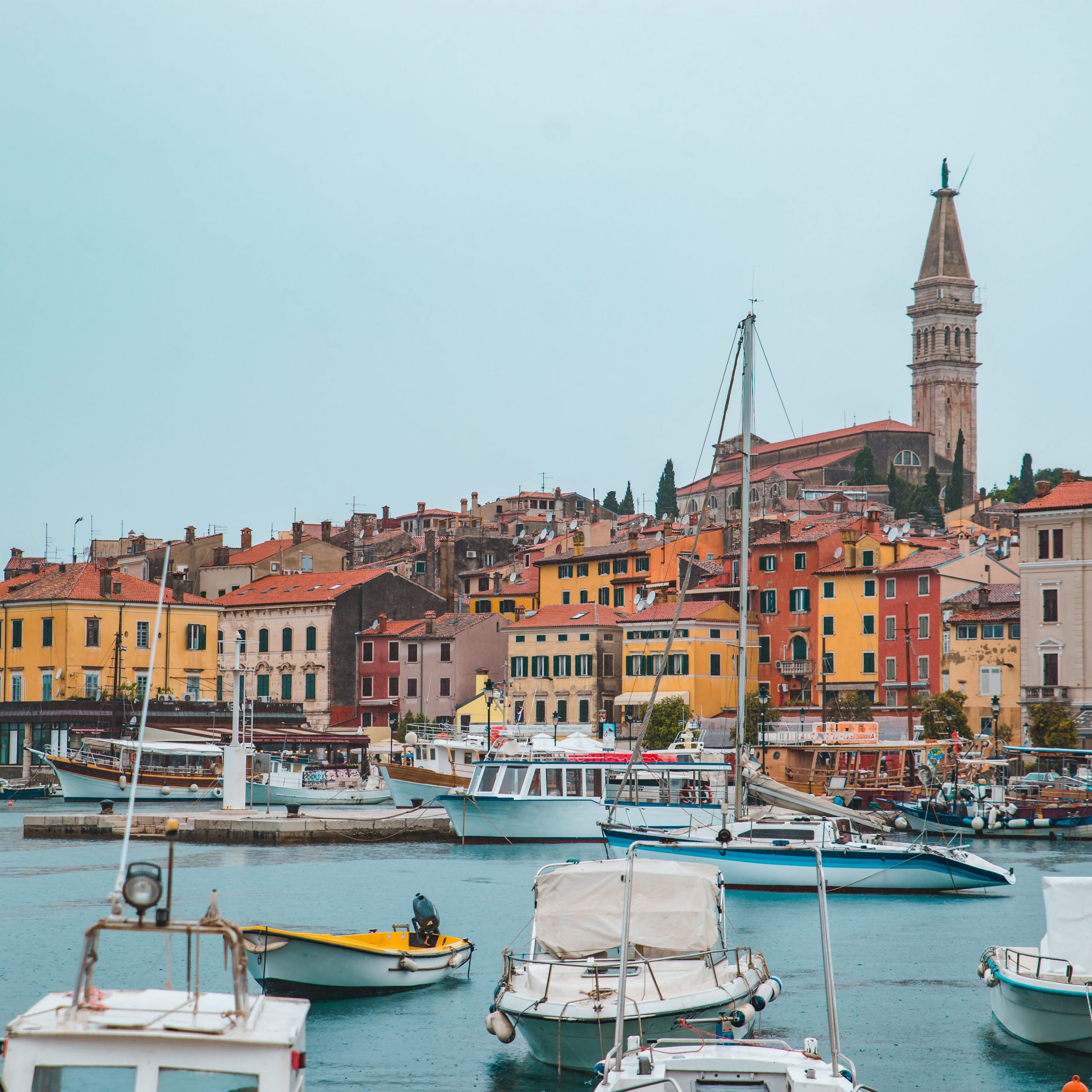 Hafen von Rovinj in der Abenddämmerung, Istrien