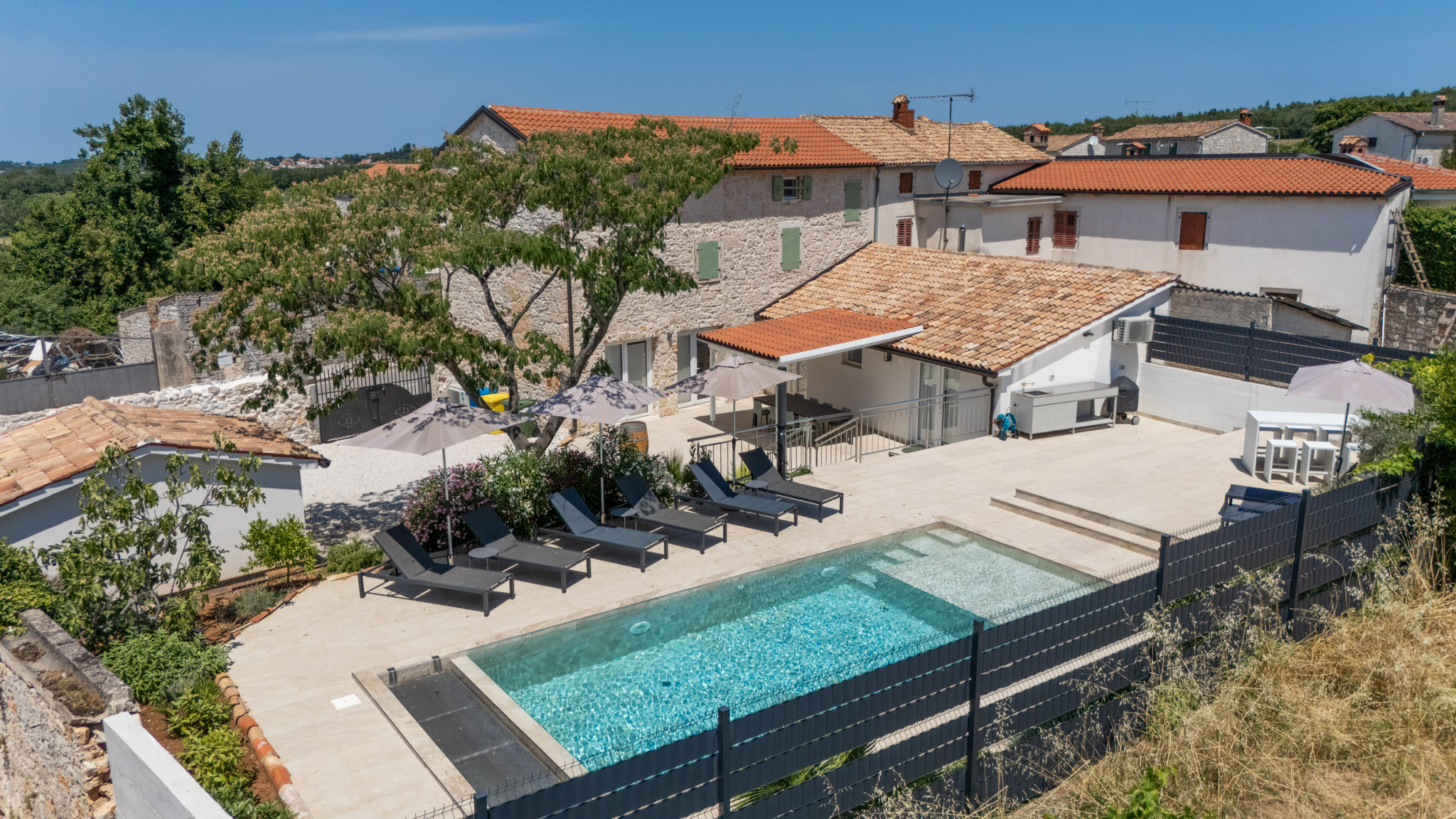 Villa Verde Višnjan – Ferienhaus mit Pool in Istrien, ideal für Familien mit Kindern
